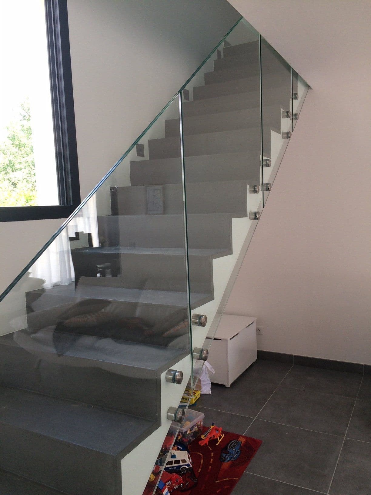 Garde-corps en verre toute hauteur