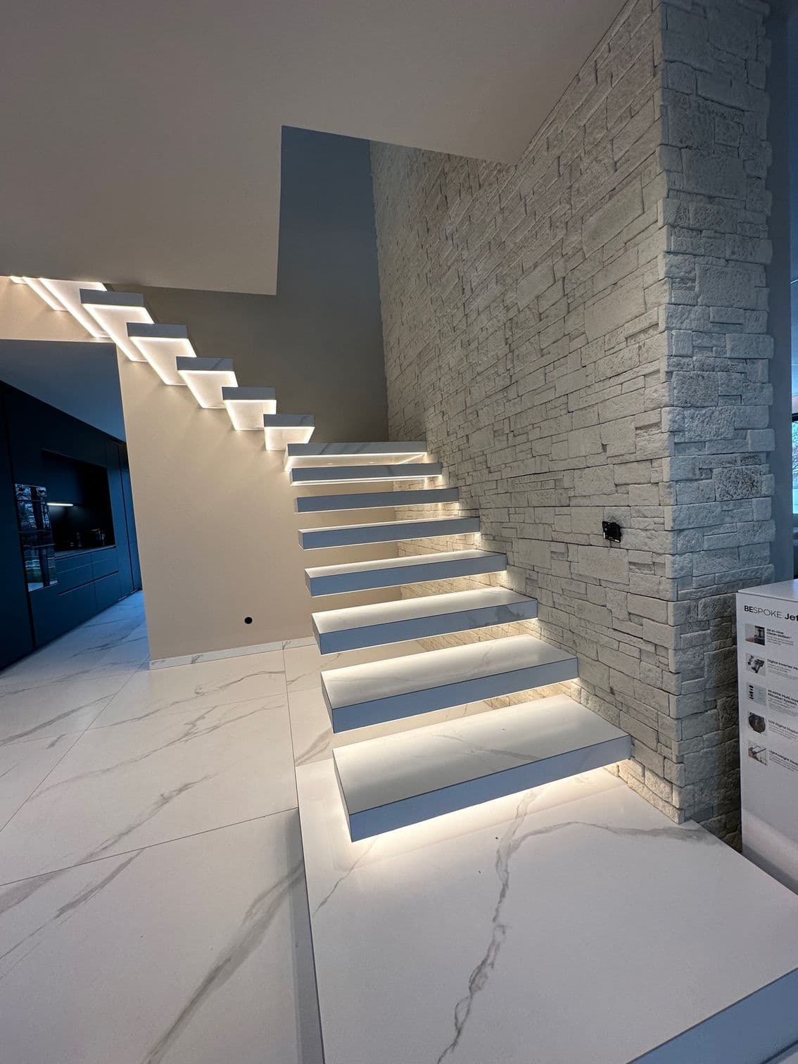 Escalier intérieur sur-mesure avec finition artisanale