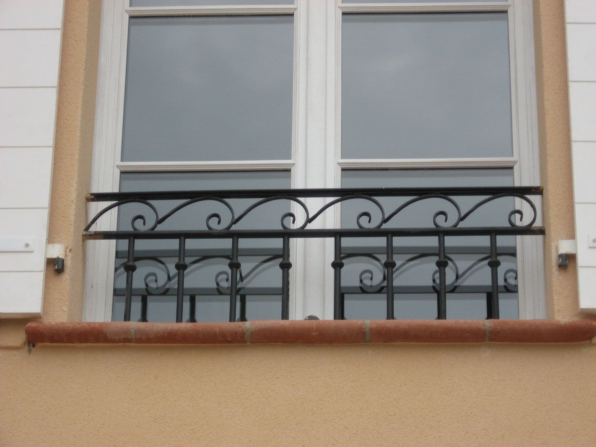 Pièce de métallerie ornementale artisanale