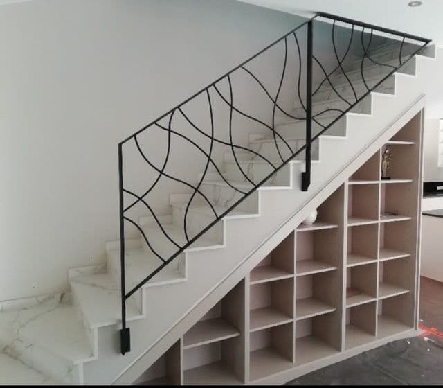 Garde-corps de terrasse en acier avec lisses horizontales