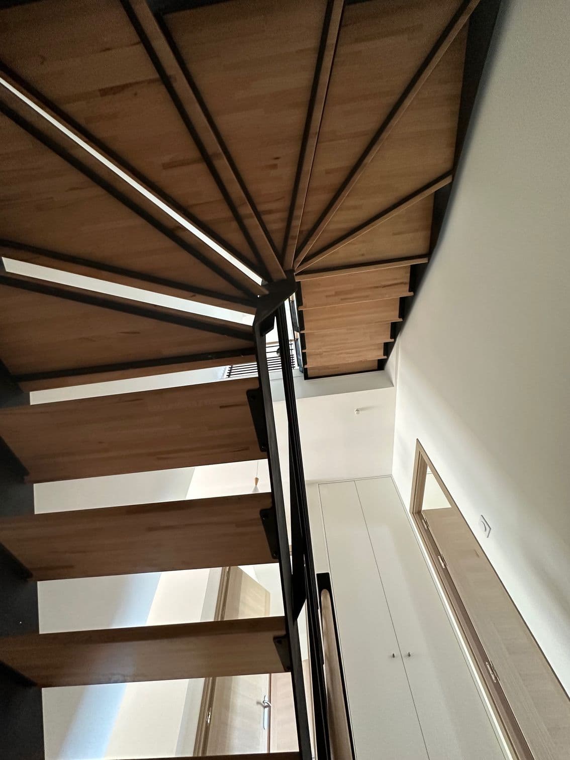 Réalisation Perrie : escalier vue plongeante