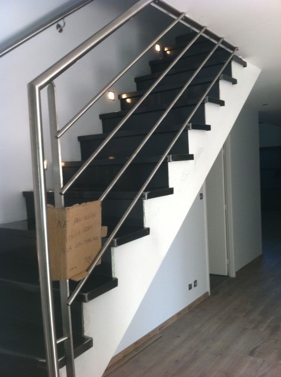 Habillage décoratif en métal par Acropole Service